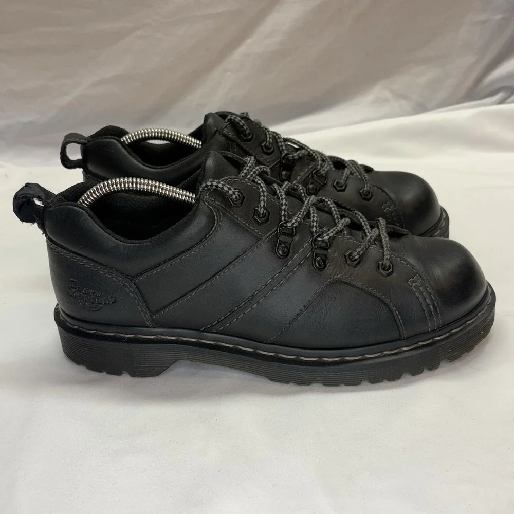 Dr. Martens excellent preowned